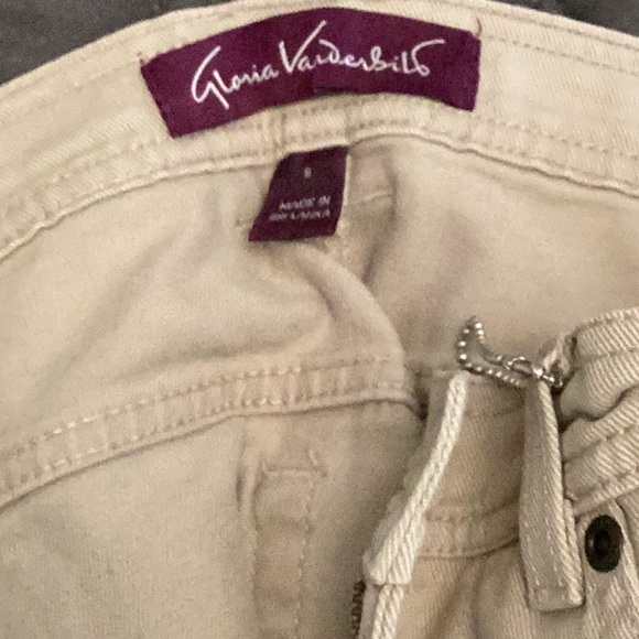 Jeans - Picture 2 of 4